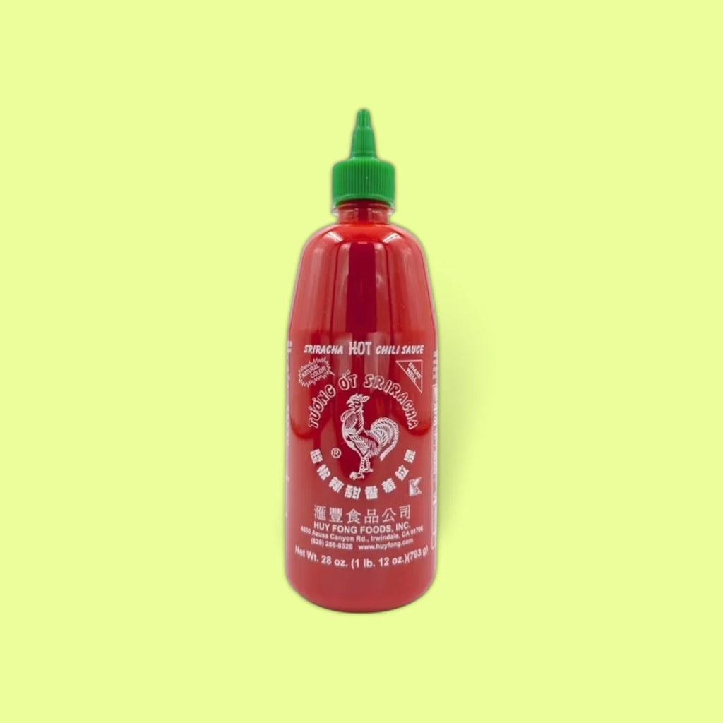 SRIRACHA HOT CHILI SAUCE 28 OZ